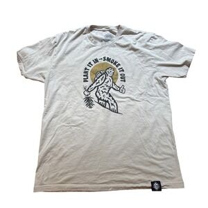 Grind Life Republic T-Shirt Mens Tan Bigfoot‎ Graphic Smoke It Out SIZE XL
